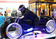 A simulação da realidade virtual monta o simulador da motocicleta de VR para o shopping
